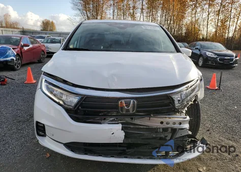 2022 Honda Odyssey Touring из США, поврежденный, VIN 5FNRL6H8XNB040753